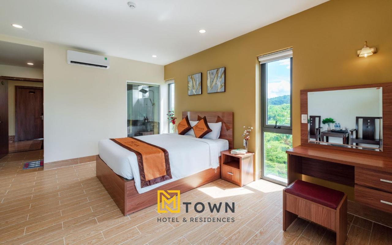 Mtown Hotel & Residences Phu Quoc - Long Beach Centre エクステリア 写真